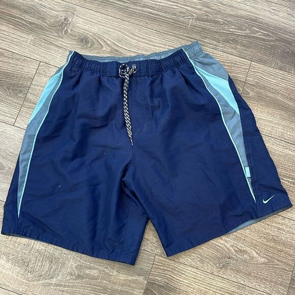 Mens Nike Swim Trunks Size XL - Picture 1 of 5